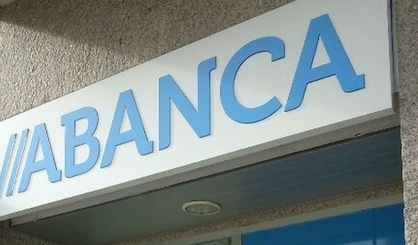 Grupo bancario de Escotet en España emite más de US$500 millones en bonos para fortalecer reservas