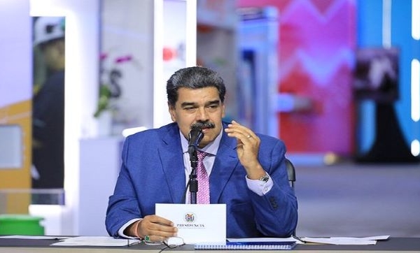 Maduro: Venezuela defenderá su mapa territorial «completo» en «todos los espacios»