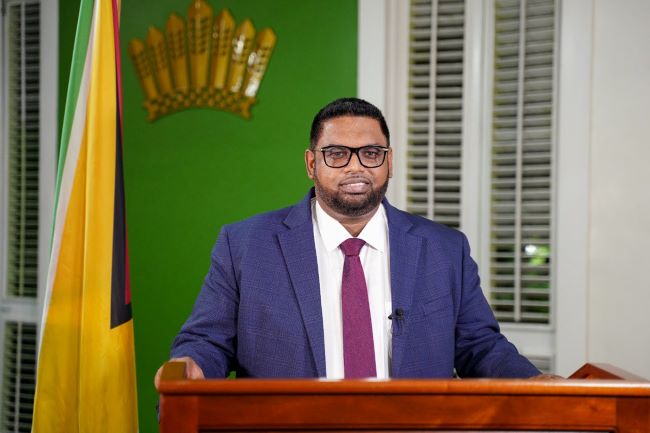 Gobierno y oposición de Guyana se unen para "resistir" acciones de Venezuela.