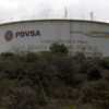 PDVSA busca reponer sus bajos inventarios de combustible