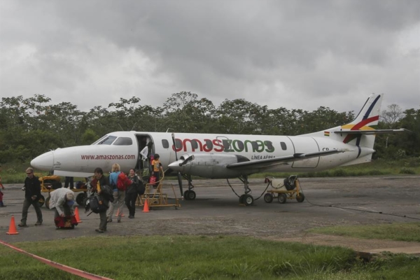 Aerolínea boliviana vende sus acciones tras suspensión de sus vuelos