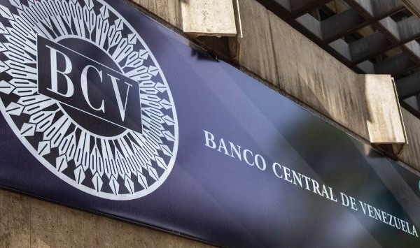 BCV ha vendido casi US$ 600 millones a la banca en 2024 para mantener alza del dólar oficial en menos de 1%