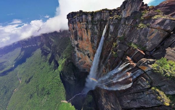 Venezuela puede recibir más de 1.000.000 de turistas este año: visitas subieron 25% hasta agosto