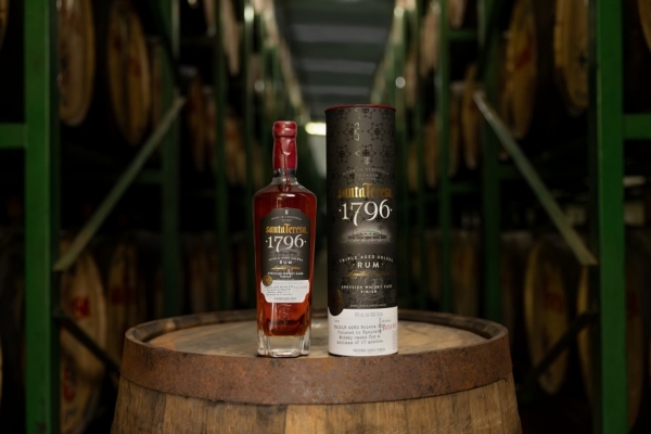 Triple añejado en Solera: Santa Teresa 1796 presenta su primera edición limitada