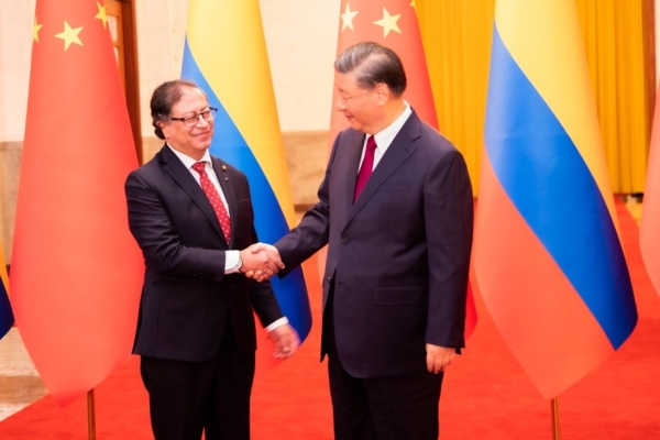 Xi Jinping y Gustavo Petro firman acuerdos de cooperación y elevan categoría de sus relaciones
