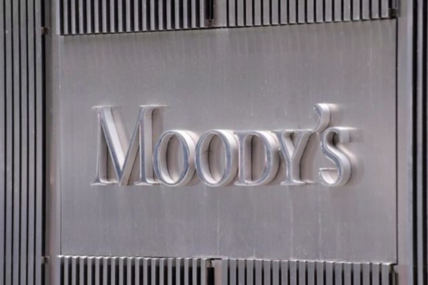 Moody’s avizora un elevado riesgo de incumplimiento de los pagos de Argentina para 2024-2025