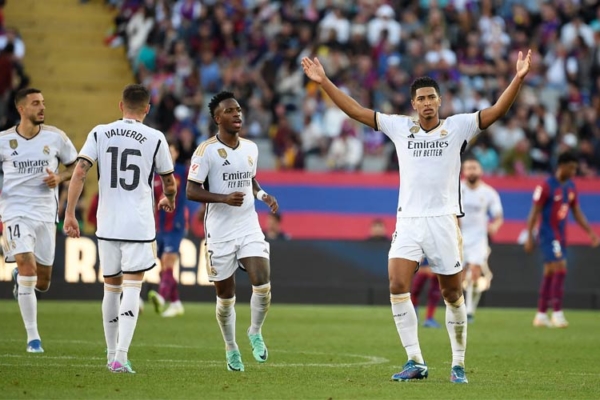 Doblete de Bellingham: El Real Madrid se pone líder tras ganar 2-1 al Barcelona