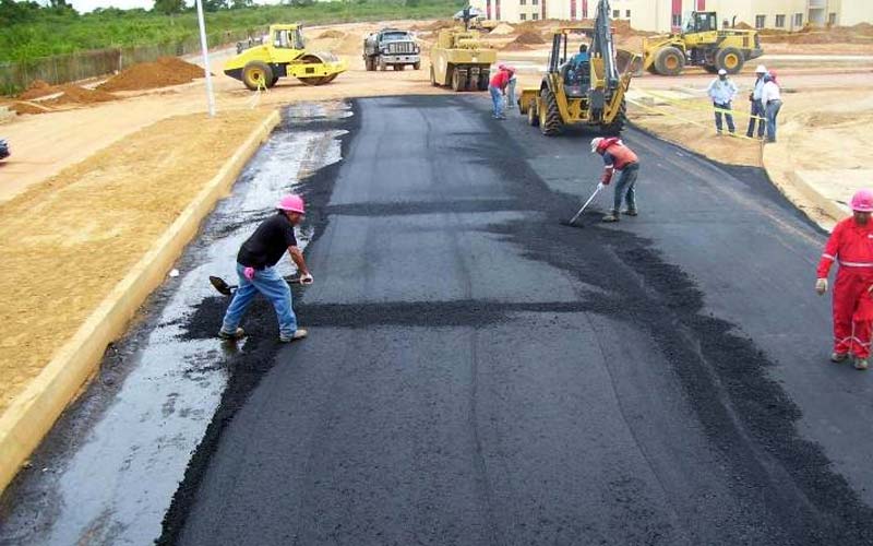 Precios del asfalto en EEUU podrían verse presionados por la entrada de más crudo venezolano