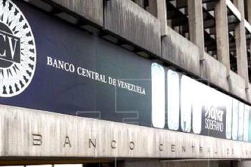 D&oacute;lar oficial cerr&oacute; en Bs.385,27 este lunes 9 de febrero con alza de 0,69%