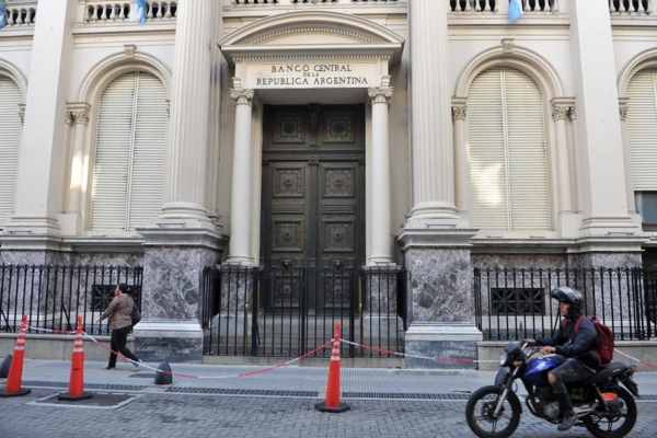 Milei advierte que el cierre del Banco Central de Argentina «no es negociable»