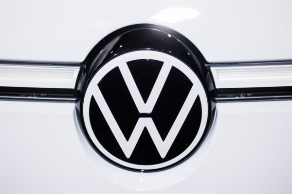 VW aumenta 11% los salarios de los trabajadores de su única planta en EEUU