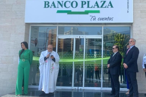 Banco Plaza reinaugura su agencia de Lechería