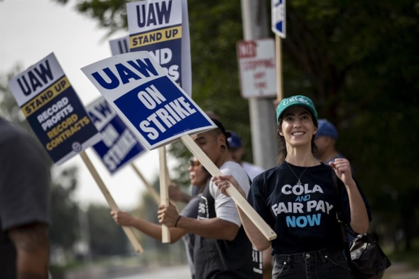 El sindicato estadounidense UAW advierte a Toyota que es su próximo objetivo