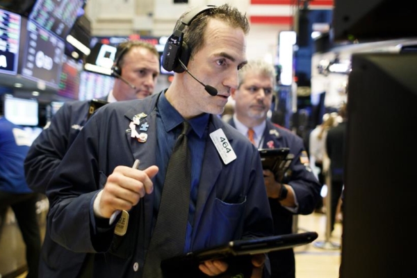 Wall Street cierra en rojo y el Dow Jones cae un 0,18 %