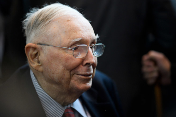 Muere a los 99 años Charlie Munger, eterno compañero de Warren Buffet en Berkshire Hathaway