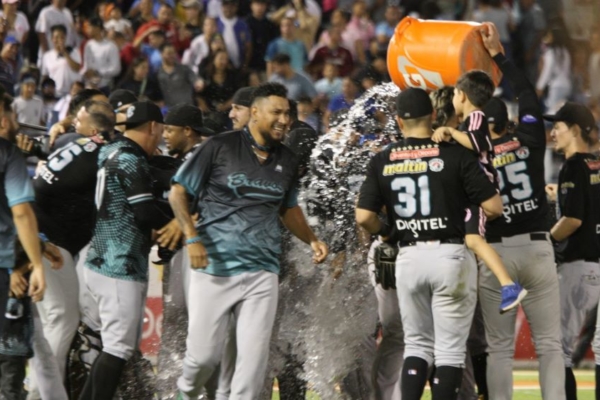 Así fue la electrizante última jornada regular de la Liga de béisbol venezolano