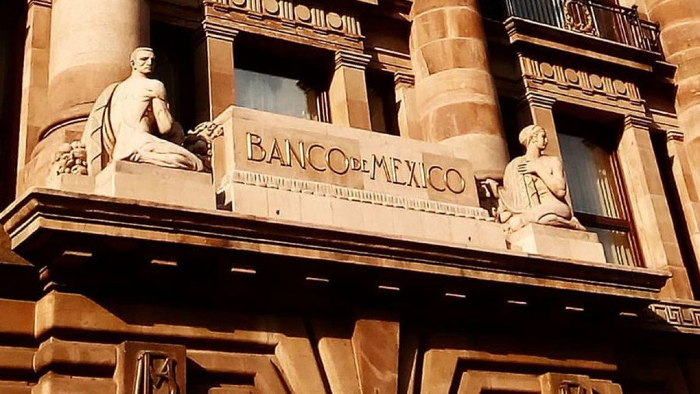 Banco central de México vuelve a bajar tasa de referencia ante debilidad económica y tensiones comerciales
