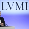 Grupo francés de lujo LVMH registra récords de ventas y beneficios en 2023