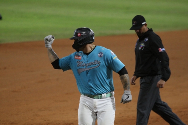 Bravos pudo más que Leones y está invicto en los playoffs de la pelota venezolana