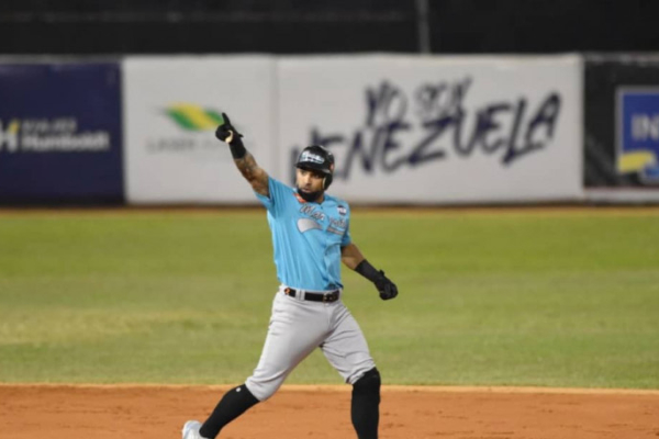 Bravos siguen en la pelea por la gran final de la LVBP