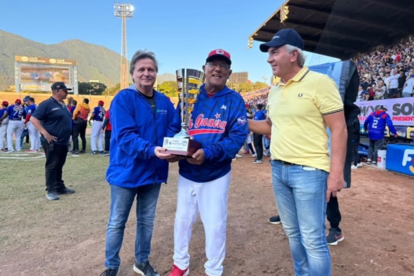 Tiburones de la Guaira, doble ganador de la Copa Bancamiga