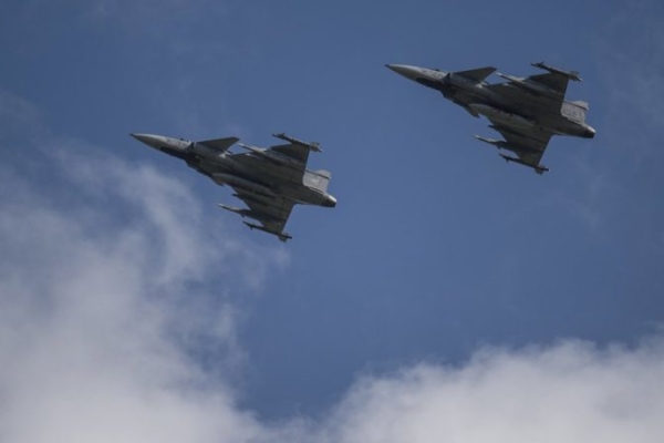 Bruselas propone crear fondo para desarrollar la industria de defensa de Europa