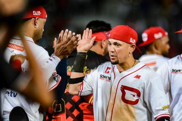 Cardenales vuelan alto y se afianzan en el segundo lugar del Round Robin