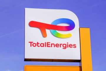 EEUU logra acuerdo con TotalEnergies para cambiar proyectos e&oacute;licos por petroleros