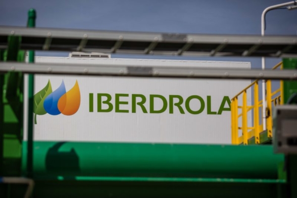 México compra plantas de Iberdrola y supera el 50% de generación eléctrica estatal