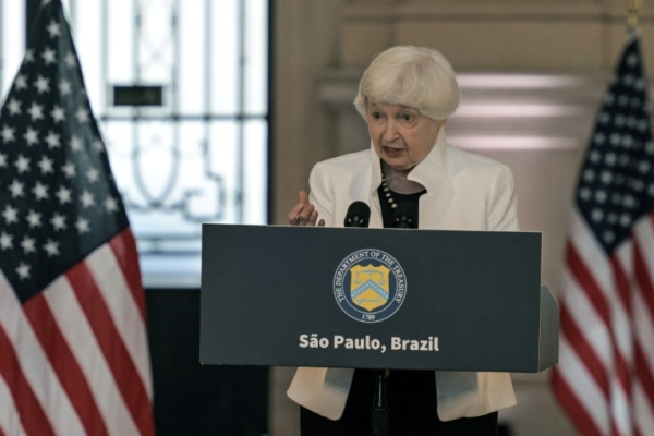 Yellen dice que es «urgente» acuerdo de G7 para redirigir activos rusos a Ucrania