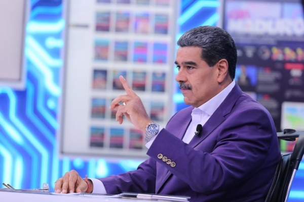 Maduro califica de «exitosa» la consulta de la AN para definir cronograma electoral
