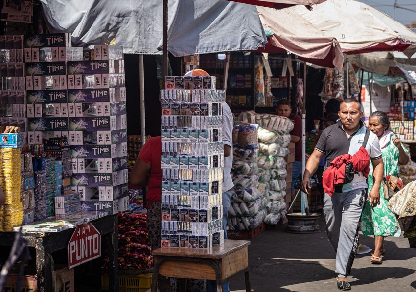 #Reportaje: La industria de cigarrillos en Venezuela, en combate contra el contrabando