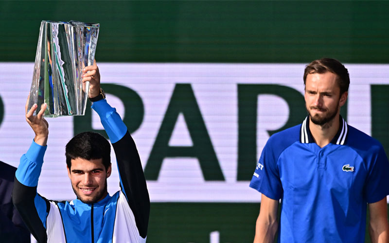 Acaba con su sequía: Carlos Alcaraz vence al ruso Daniil Medvedev y revalida título en Indian Wells