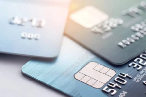 EEUU limita cuánto pueden cobrar las tarjetas de crédito por pagos atrasados