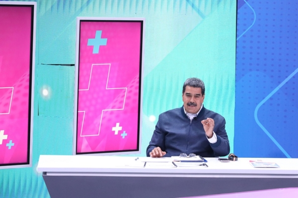 Maduro anunció una consulta nacional el #21Abr para financiar proyectos de agrupaciones de vecinos