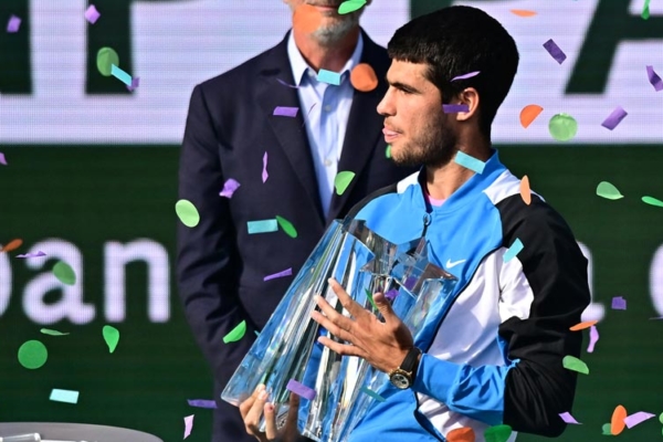 Acaba con su sequía: Carlos Alcaraz vence al ruso Daniil Medvedev y revalida título en Indian Wells