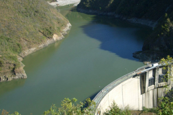 Corpoelec reactivó complejo hidroeléctrico para incorporar 120 megavatios a varios estados