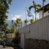 Argentina negocia salvoconductos para opositores asilados en su embajada en Caracas