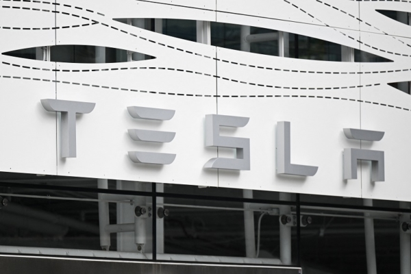 Castigado en la bolsa: Tesla deberá presentar su estrategia al mercado