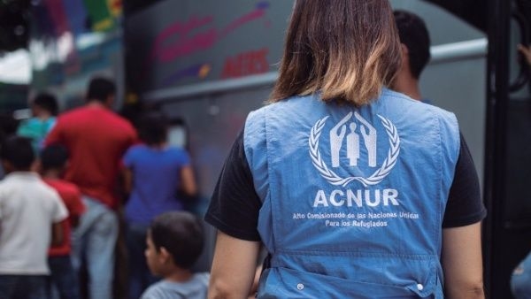 Defensoría de Venezuela y Acnur firman convenio para promover la protección de refugiados