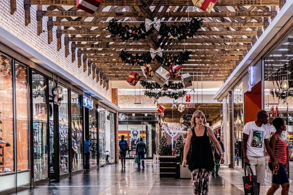 Ventas minoristas en EEUU caen más de lo esperado en mayo