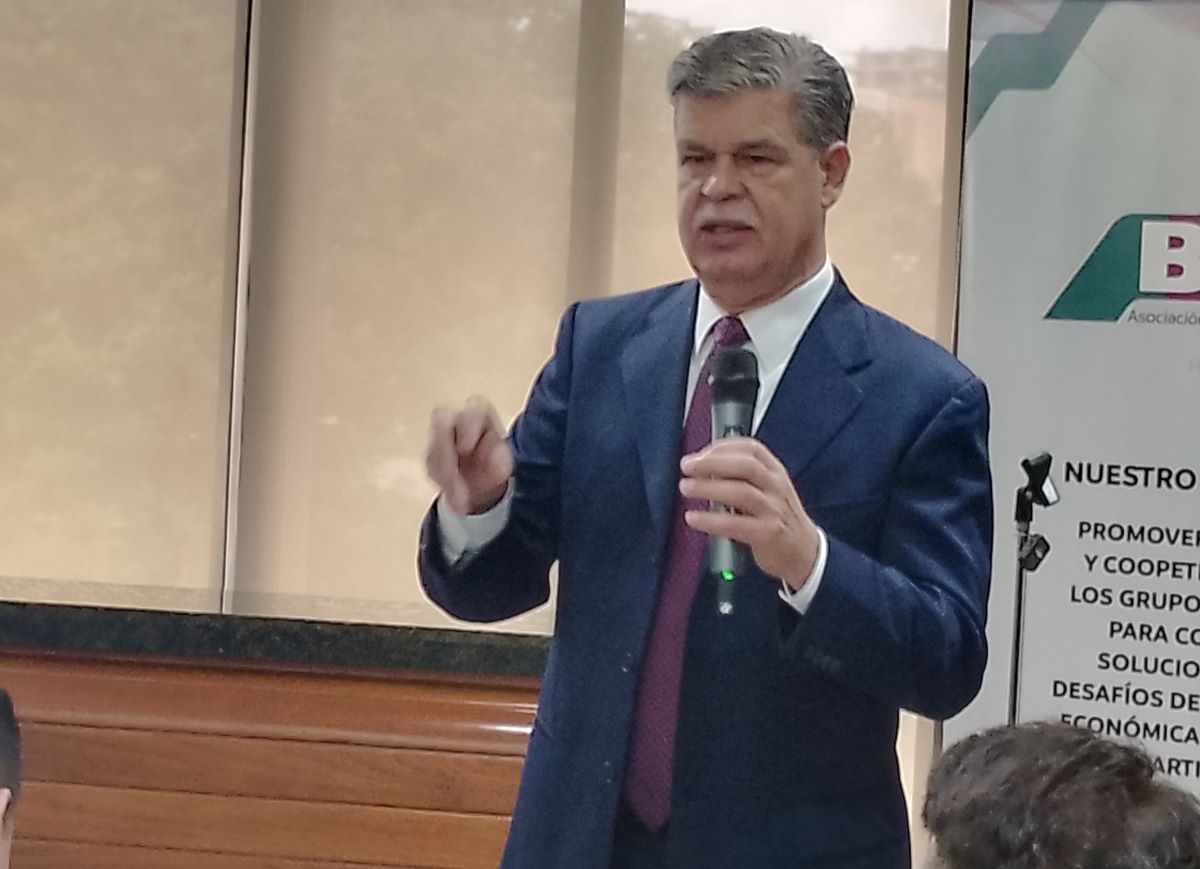 Pedro Pacheco, presidente de la ABV: Bancos venezolanos necesitan avanzar en materia de equidad