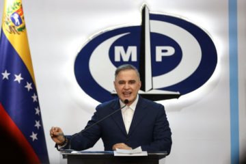 Fiscal Saab: Tribunal de EEUU no tiene jurisdicci&oacute;n para juzgar a Maduro y su esposa