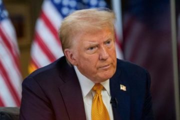 Trump firma orden para proteger ingresos petroleros venezolanos depositados en cuentas estadounidenses, seg&uacute;n Reuters