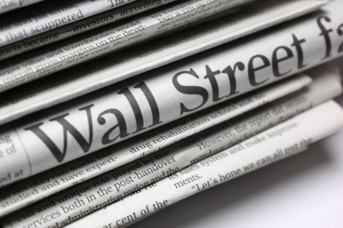 Wall Street cierra a la baja después de que la Fed no garantizara otro recorte de tasas
