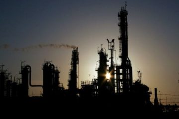 Petr&oacute;leo WTI abri&oacute; a la baja este 18 de mayo, pero se mantiene sobre US$100 por barril