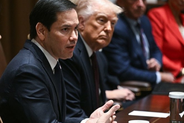 EEUU dice que ya comenz&oacute; a comercializar petr&oacute;leo venezolano como parte del trato con Caracas