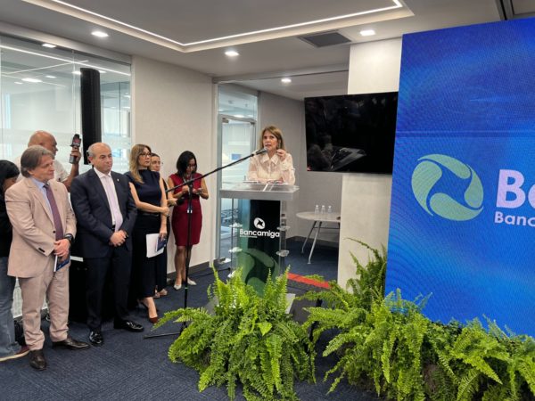 Bancamiga presenta Manual para emprendedores: una guía para iniciar y hacer crecer los negocios
