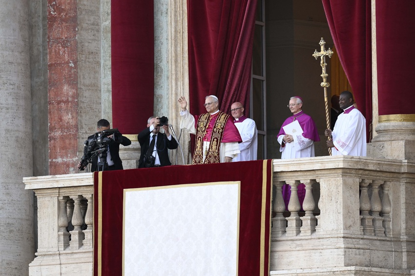 El Papa León XIV propone una Iglesia misionera, dialogante y abierta a los que sufren