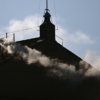 Humo blanco en el Vaticano: Suenan las campanas de la basílica de San Pedro tras elección del nuevo Papa